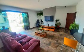 Arpoador Gallery Hostel